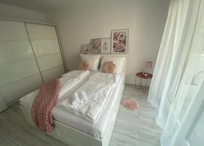 Apartament Nice Stay דירה *